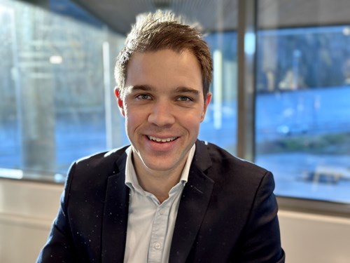 Iver Lande Kvalsvik.jpg Iver Lande Kvalsvik.jpg