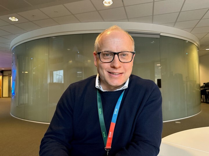 Brisk bygger strategi med ÅKP: – Løftet ledergruppen til et nytt nivå