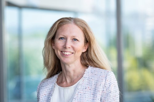 Elisabeth Remøy 7-mindre.jpg