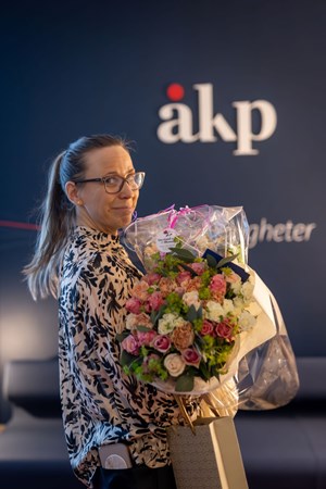 Gerly med blomster - mindre.jpg
